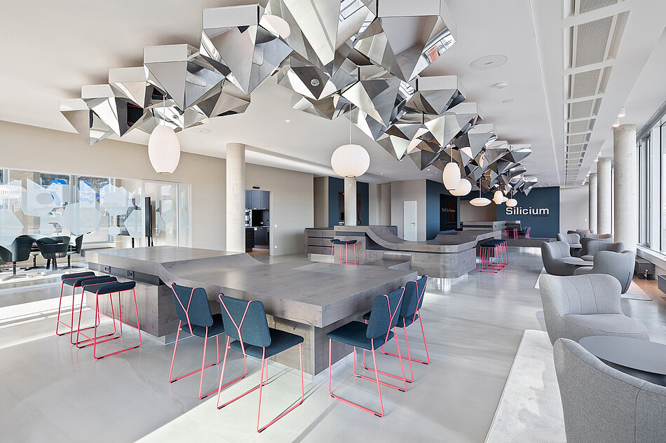 Rödl & Partner Worklounge „Silicium“